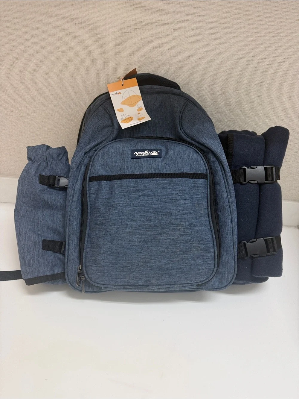 NWT Apollo Walker Picnic Basket Blue Backpack with Adjustable Side Straps